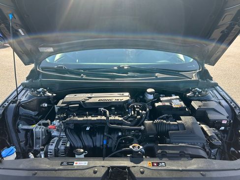 Used 2023 Hyundai Elantra SEL w/ Convenience Package image 29