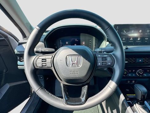 Used 2025 Honda Accord EX-L image 13