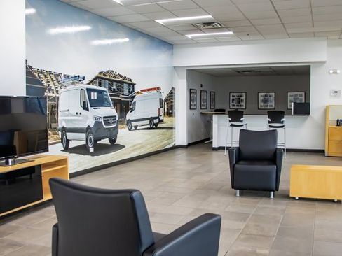 Used 2022 Mercedes-Benz Sprinter 2500 image 11