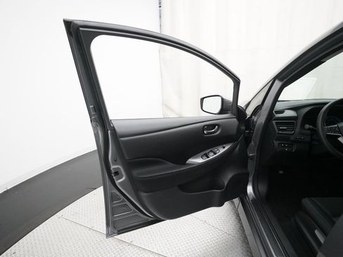 Used 2020 Nissan Leaf S w/ S Charge Package image 27