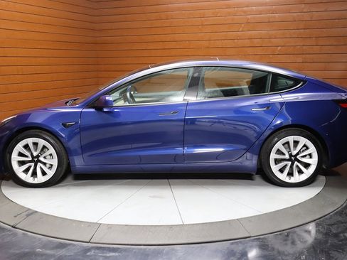Used 2022 Tesla Model 3 image 31