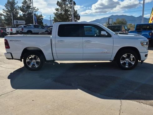 Used 2023 RAM 1500 Laramie AWD/4WD image 4