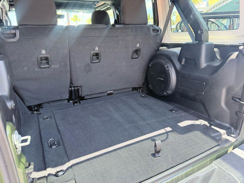 Used 2023 Jeep Wrangler Unlimited Sport w/ Sun And Sound Package AWD/4WD image 19