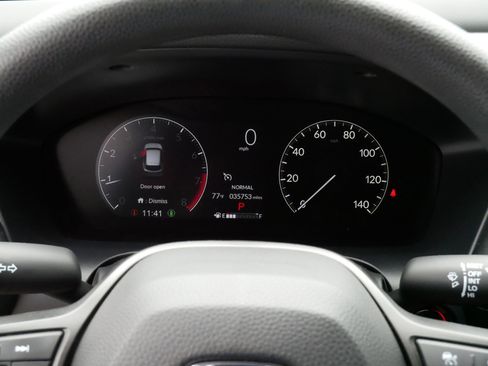 Used 2024 Honda HR-V LX image 21