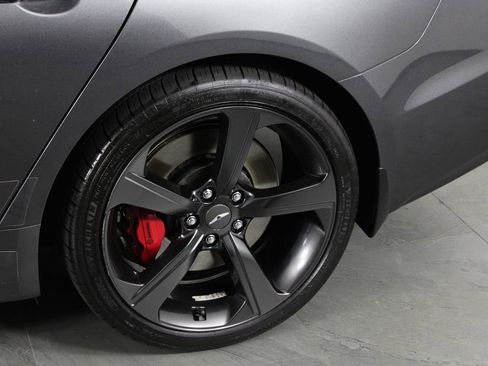 Used 2020 Genesis G70 3.3T w/ Sport Package RWD image 12