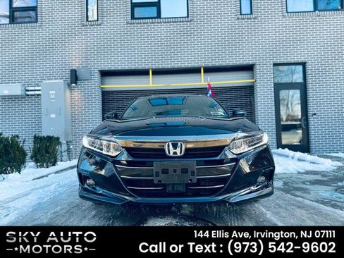 Used 2022 Honda Accord Sport image 2