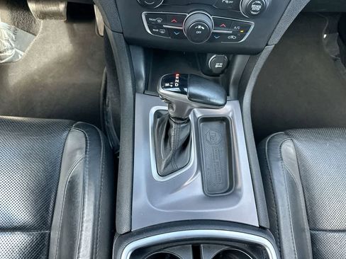 Used 2020 Dodge Charger SXT w/ Leather Interior Group image 34