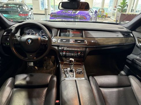 Used 2015 BMW 740Li image 26