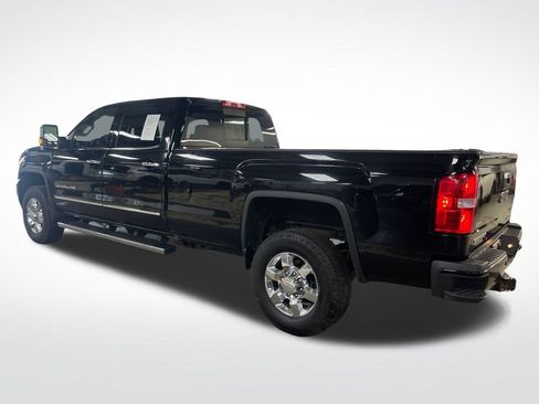 Used 2018 GMC Sierra 3500 Denali w/ Duramax Plus Package AWD/4WD image 3