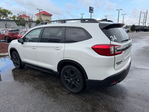 Used 2025 Subaru Ascent Bronze Edition image 9