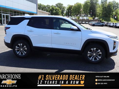New 2026 Chevrolet Equinox LT w/ Convenience Package II AWD/4WD image 1