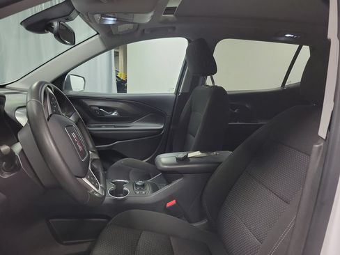 Used 2022 GMC Terrain SLE w/ Driver Convenience Package AWD/4WD image 12