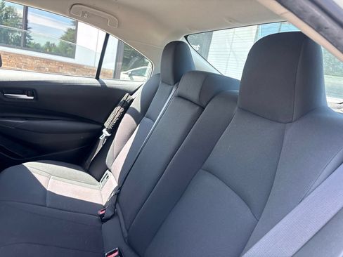 Used 2021 Toyota Corolla LE FWD image 5