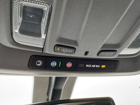 Used 2021 Chevrolet Silverado 2500 LT w/ Convenience Package image 26