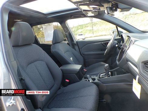 Used 2025 Subaru Forester Premium image 28