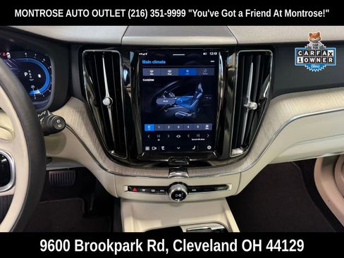 Used 2023 Volvo XC60 B5 Plus w/ Climate Package image 24
