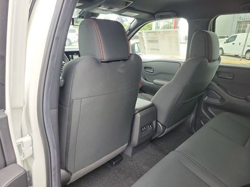 New 2026 Nissan Frontier PRO-4X w/ Pro-4x Convenience Package AWD/4WD image 12