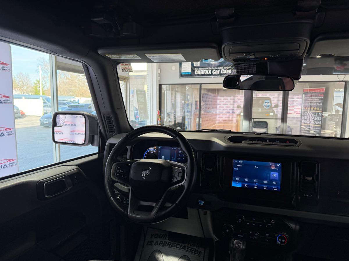Used 2022 Ford Bronco Big Bend w/ Sasquatch Package AWD/4WD image 32