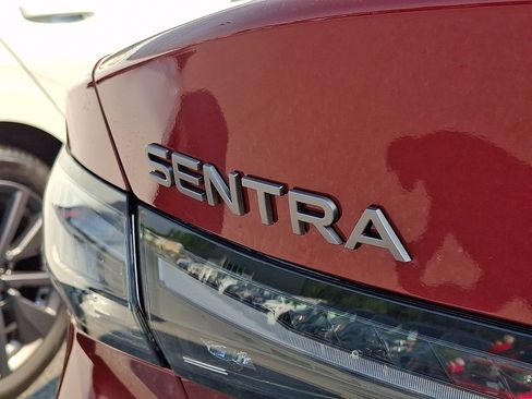 New 2026 Nissan Sentra SV w/ SV Convenience Package FWD image 5