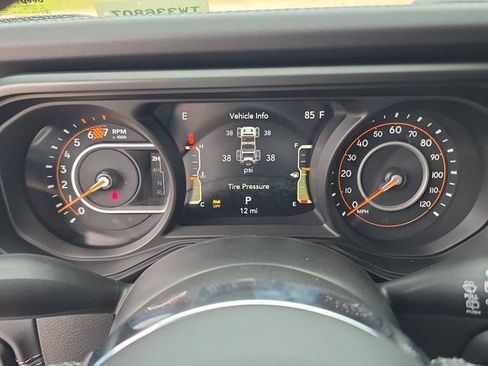 New 2026 Jeep Wrangler Unlimited Sahara w/ Safety Group AWD/4WD image 27