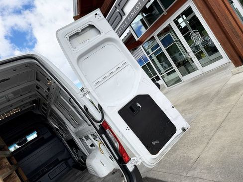 Used 2023 Mercedes-Benz Sprinter 2500 w/ Parking Package image 16