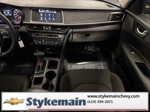 Used 2018 Kia Optima LX w/ 17" Alloy Wheels Package image 14