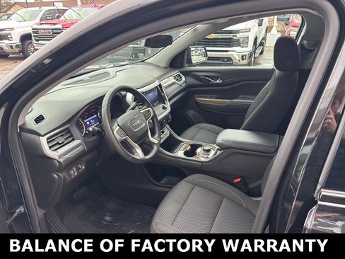 Used 2023 GMC Acadia SLE w/ Driver Convenience Package image 18