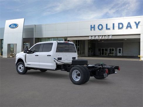 New 2026 Ford F350 XL w/ XL Chrome Package image 4