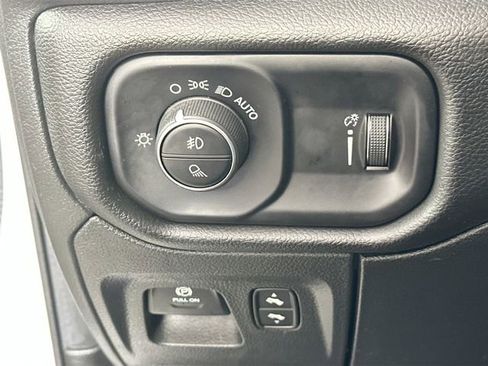 Used 2024 RAM 1500 Big Horn AWD/4WD image 24