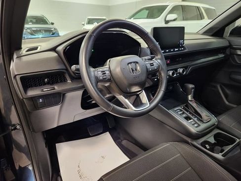 Used 2025 Honda CR-V Sport image 12