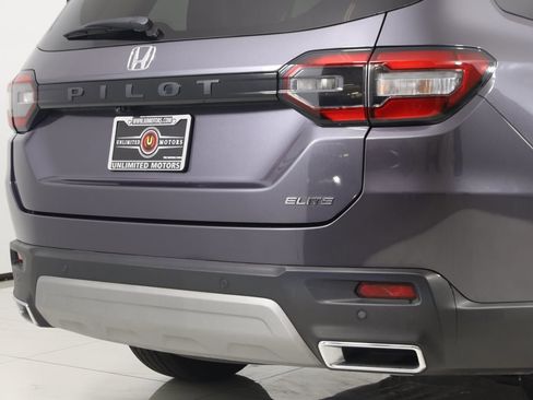 Used 2023 Honda Pilot Elite image 45