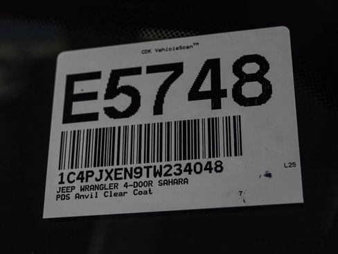 New 2026 Jeep Wrangler Unlimited Sahara AWD/4WD image 44
