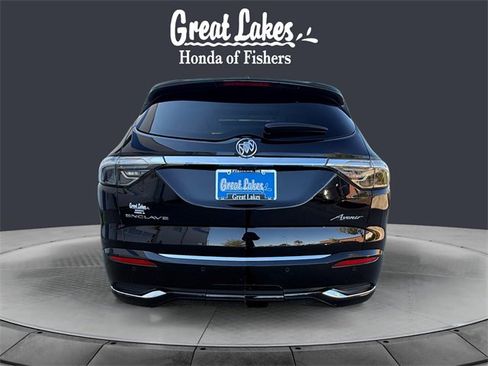Used 2023 Buick Enclave Avenir image 4