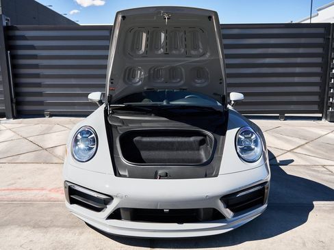Used 2024 Porsche 911 Carrera 4S w/ Premium Package image 14