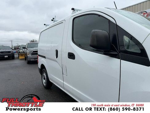 Used 2020 Nissan NV200 S w/ Back Door Glass Package image 2