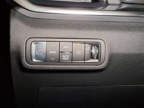 New 2026 GMC Terrain Denali w/ LPO, Black Badging Package AWD/4WD image 17