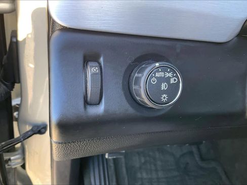 Used 2015 GMC Yukon XL SLE w/ Convenience Package image 14