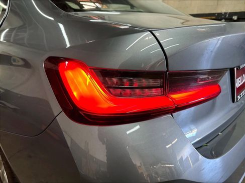 Used 2023 BMW 330e w/ Premium Package RWD image 31