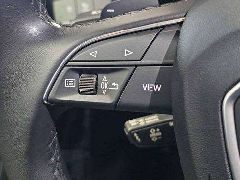 Used 2024 Audi Q3 2.0T Premium Plus image 27