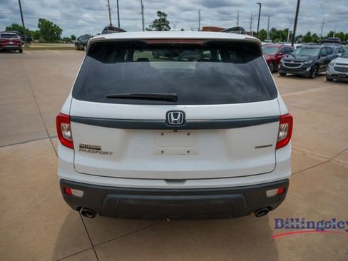 Used 2021 Honda Passport Touring image 4