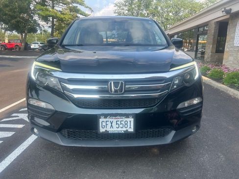 Used 2018 Honda Pilot EX image 8