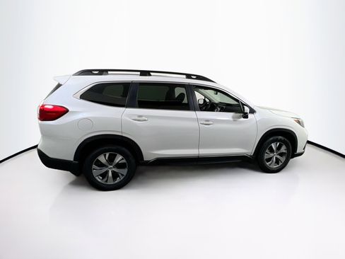 Used 2022 Subaru Ascent Premium w/ Convenience Package image 4