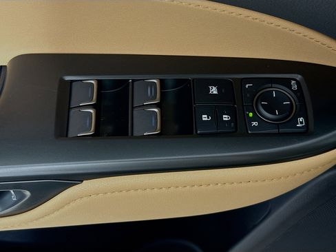 Used 2024 Lexus NX 250 FWD image 21