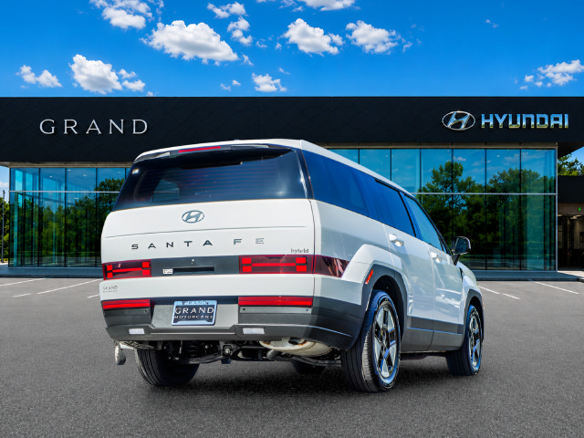 Certified 2026 Hyundai Santa Fe SE FWD image 7