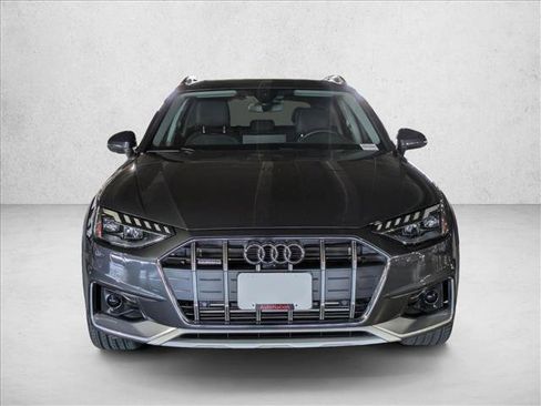 Used 2023 Audi A4 2.0T allroad Premium Plus w/ Premium Plus Package AWD/4WD image 3