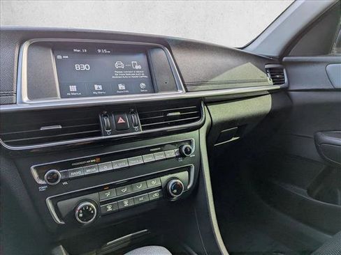 Used 2020 Kia Optima LX image 13