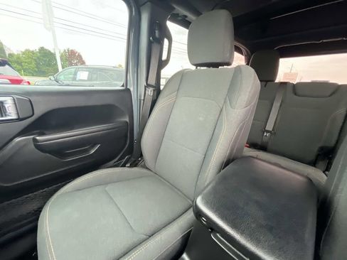 Certified 2024 Jeep Wrangler Unlimited Sport image 18