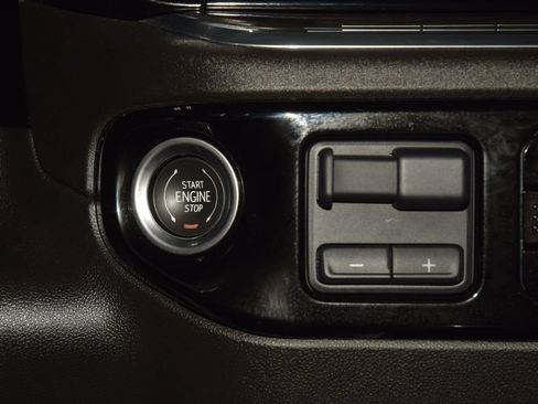 Used 2024 Chevrolet Silverado 2500 LTZ w/ LTZ Convenience Package AWD/4WD image 37