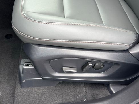 New 2026 Ford Explorer Active w/ Active Comfort Package RWD image 18