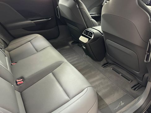 Used 2023 Lucid Air Pure AWD/4WD image 28